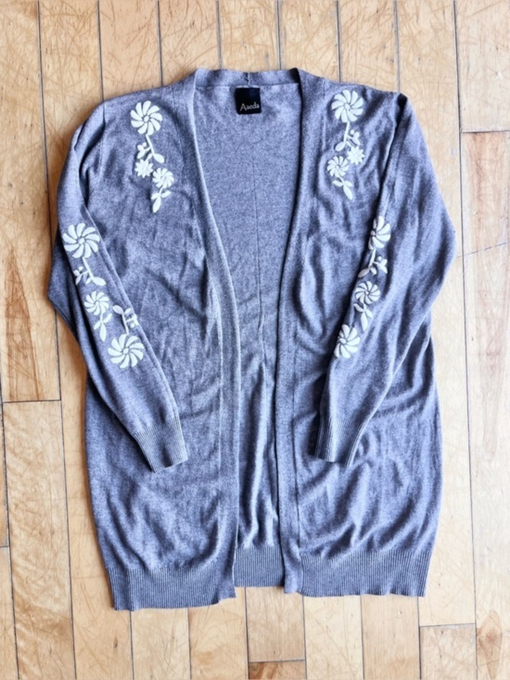 Aaeda Gray Open-Front Floral Embroidered Cardigan Sweater Size Small